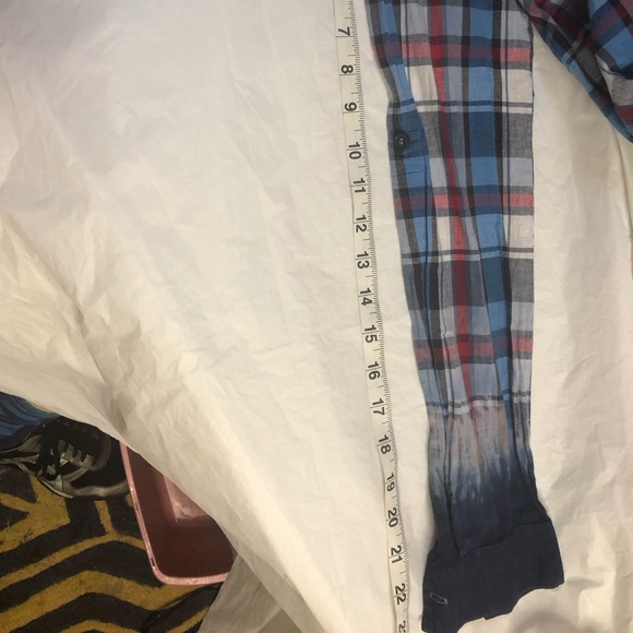 Box plaid ombré hand dyed shirt by Forever 21 SM - Picture 9 of 14